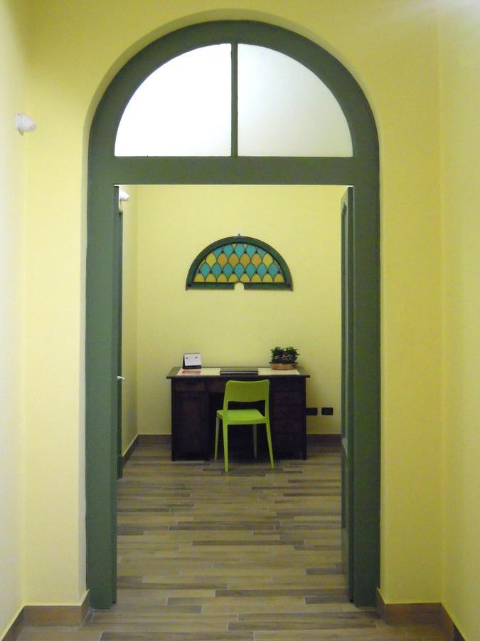 Hotel La Nostra Casa In Centro Lecco Exterior foto
